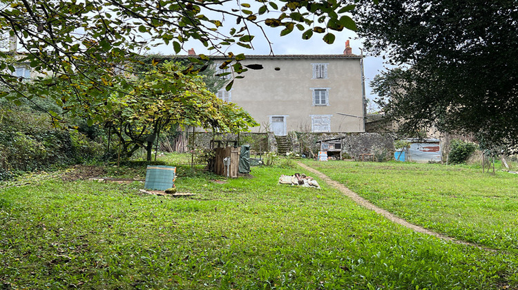 Ma-Cabane - Vente Maison MONTMORILLON, 180 m²