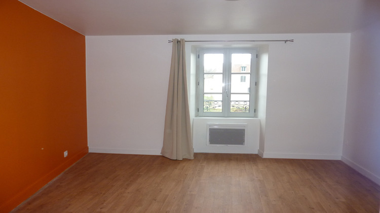 Ma-Cabane - Vente Maison Montmorillon, 90 m²