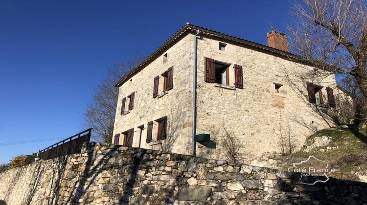 Ma-Cabane - Vente Maison MONTMURAT, 80 m²