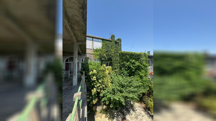 Ma-Cabane - Vente Maison MONTPEZAT, 328 m²