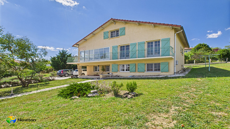 Ma-Cabane - Vente Maison MONTPEZAT-DE-QUERCY, 230 m²