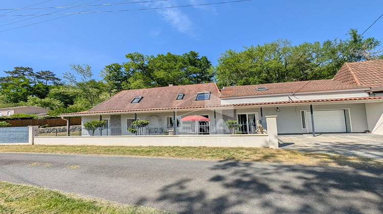 Ma-Cabane - Vente Maison MONTPON-MENESTEROL, 209 m²