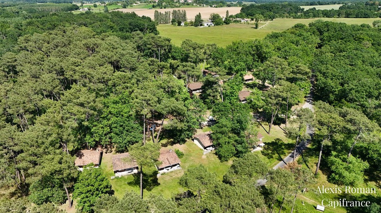 Ma-Cabane - Vente Maison MONTPON MENESTEROL, 977 m²