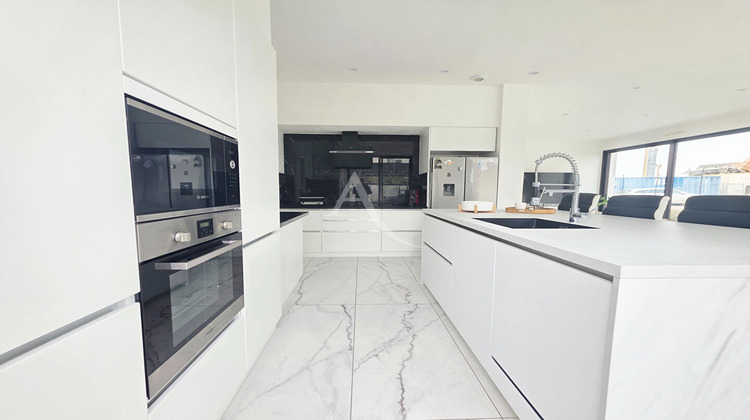 Ma-Cabane - Vente Maison MONTREUIL-JUIGNE, 157 m²