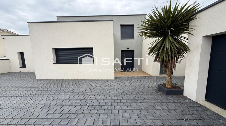 Ma-Cabane - Vente Maison Montreuil-Juigne, 150 m²