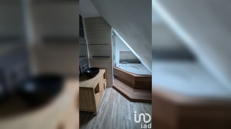 Ma-Cabane - Vente Maison Montreuil-le-Gast, 95 m²