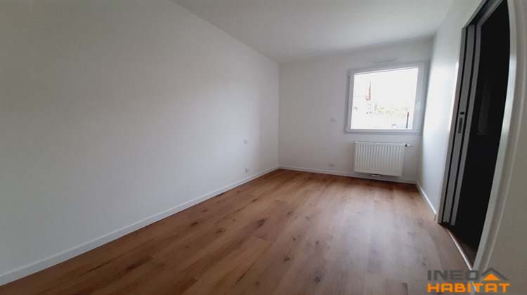 Ma-Cabane - Vente Maison MONTREUIL-LE-GAST, 97 m²