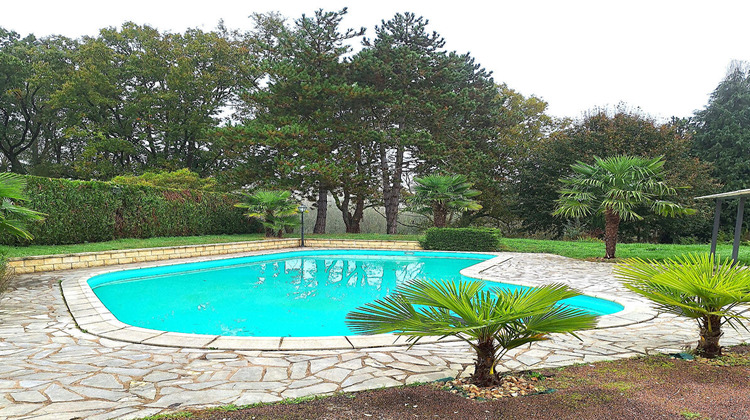 Ma-Cabane - Vente Maison MONTREUIL-SUR-LOIR, 192 m²