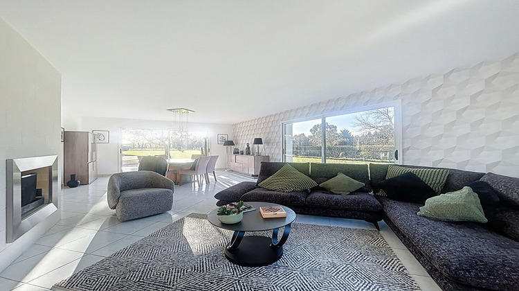 Ma-Cabane - Vente Maison MONTREUIL-SUR-LOIR, 205 m²