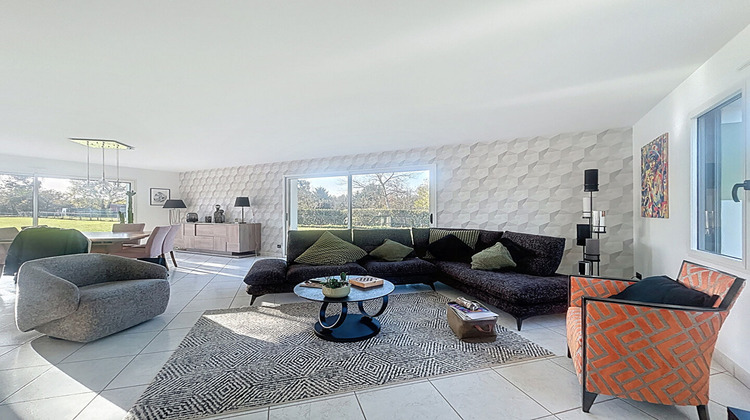 Ma-Cabane - Vente Maison MONTREUIL-SUR-LOIR, 205 m²