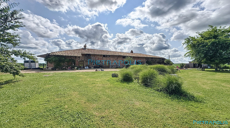 Ma-Cabane - Vente Maison Montrevel-en-Bresse, 350 m²