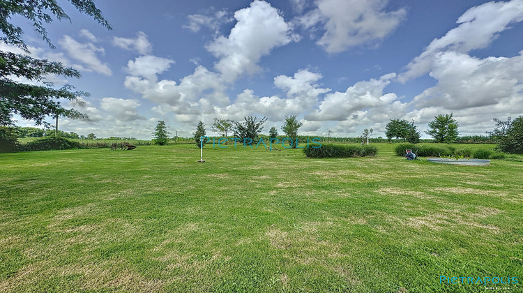 Ma-Cabane - Vente Maison Montrevel-en-Bresse, 350 m²