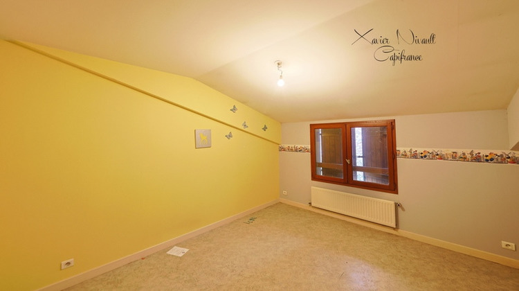 Ma-Cabane - Vente Maison MONTREVEL EN BRESSE, 373 m²