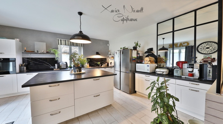 Ma-Cabane - Vente Maison MONTREVEL EN BRESSE, 195 m²