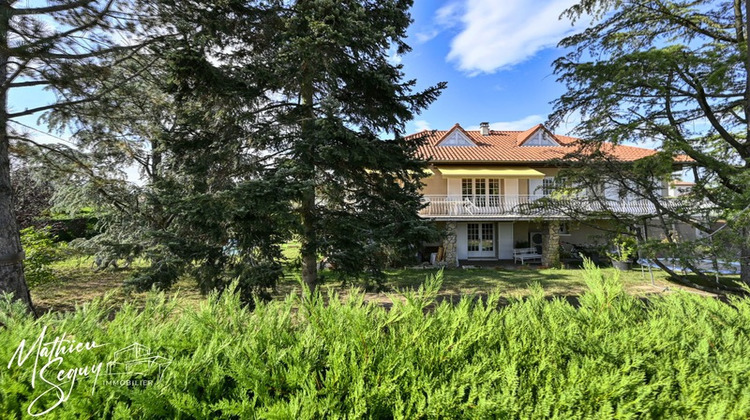 Ma-Cabane - Vente Maison MONTROND LES BAINS, 238 m²