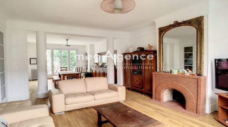 Ma-Cabane - Vente Maison MONTROUGE, 181 m²