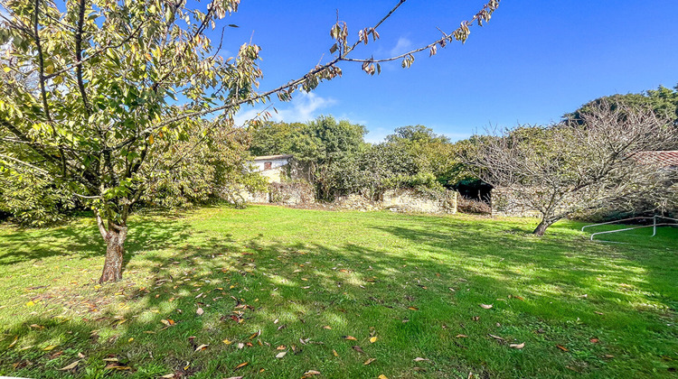 Ma-Cabane - Vente Maison MONTROY, 200 m²