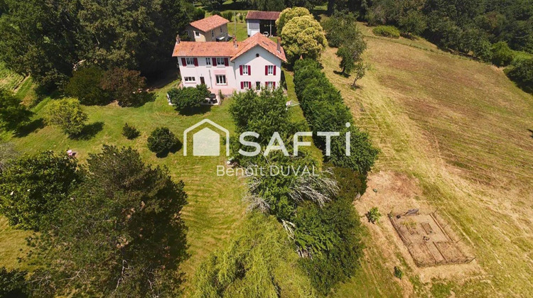 Ma-Cabane - Vente Maison Montsoue, 226 m²