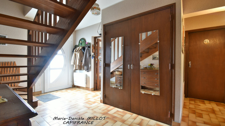 Ma-Cabane - Vente Maison MONTSURS, 122 m²