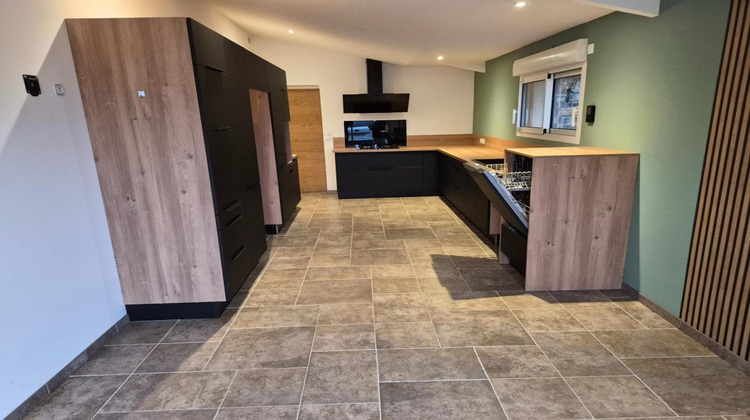 Ma-Cabane - Vente Maison MONTSURS, 130 m²