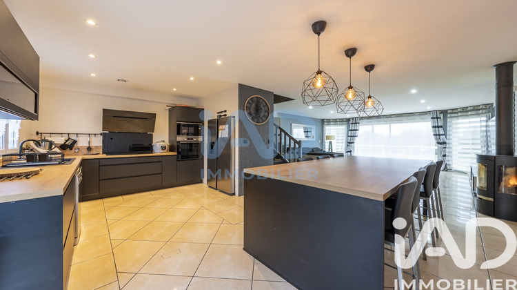 Ma-Cabane - Vente Maison Moret-Loing-Et-Orvanne, 130 m²