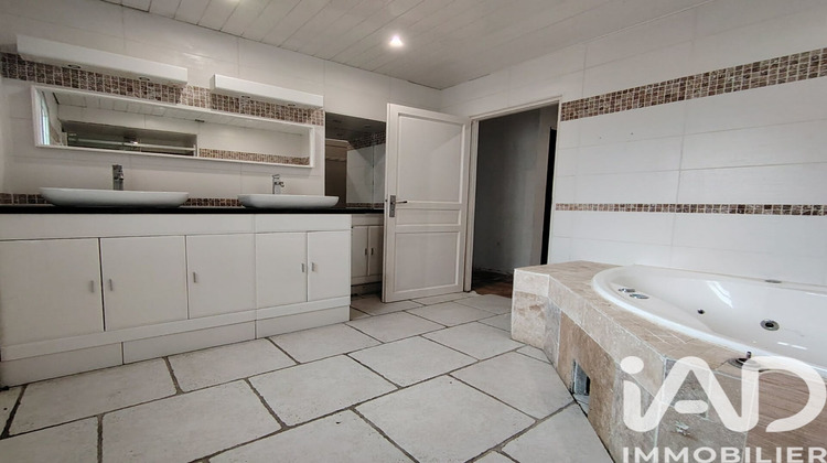Ma-Cabane - Vente Maison Morières-Lès-Avignon, 173 m²