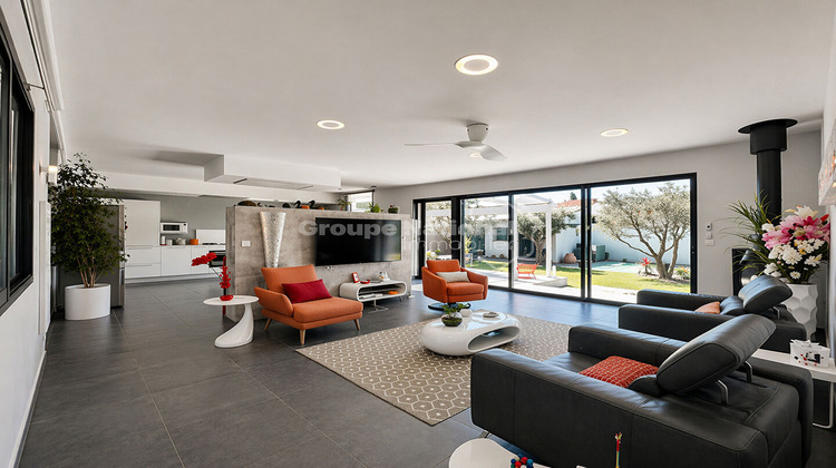 Ma-Cabane - Vente Maison MORIERES-LES-AVIGNON, 187 m²