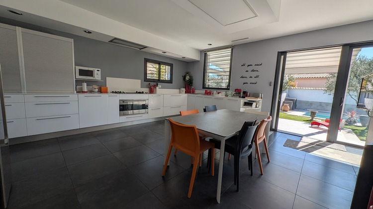 Ma-Cabane - Vente Maison Morières-lès-Avignon, 168 m²