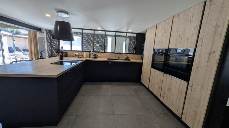 Ma-Cabane - Vente Maison Morières-lès-Avignon, 202 m²