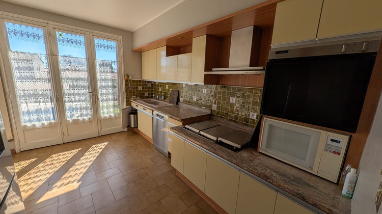 Ma-Cabane - Vente Maison Morières-lès-Avignon, 186 m²