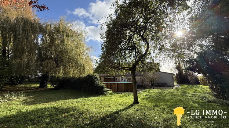 Ma-Cabane - Vente Maison Mortagne-sur-Gironde, 200 m²