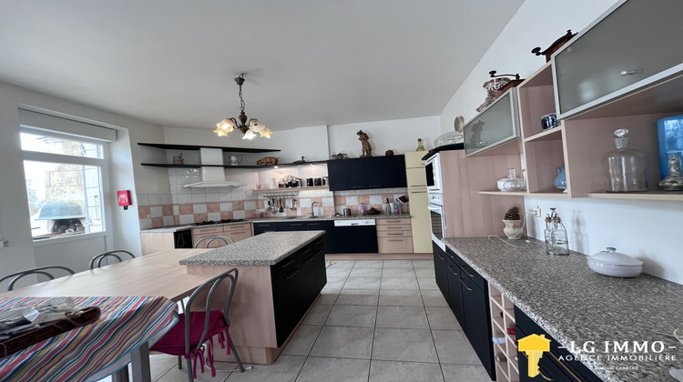 Ma-Cabane - Vente Maison Mortagne-sur-Gironde, 322 m²