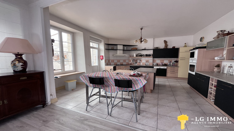 Ma-Cabane - Vente Maison Mortagne-sur-Gironde, 322 m²