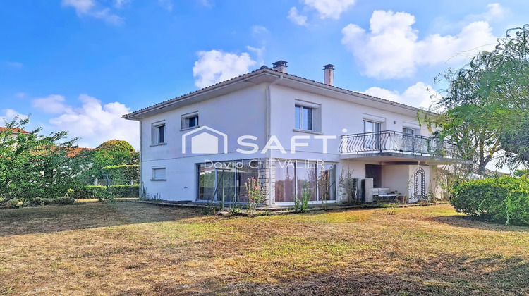 Ma-Cabane - Vente Maison Mortagne-sur-Gironde, 175 m²