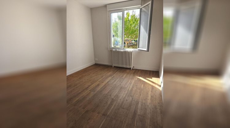 Ma-Cabane - Vente Maison MORTAGNE SUR SEVRE, 75 m²