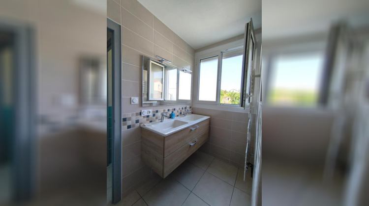 Ma-Cabane - Vente Maison MORTAGNE SUR SEVRE, 75 m²