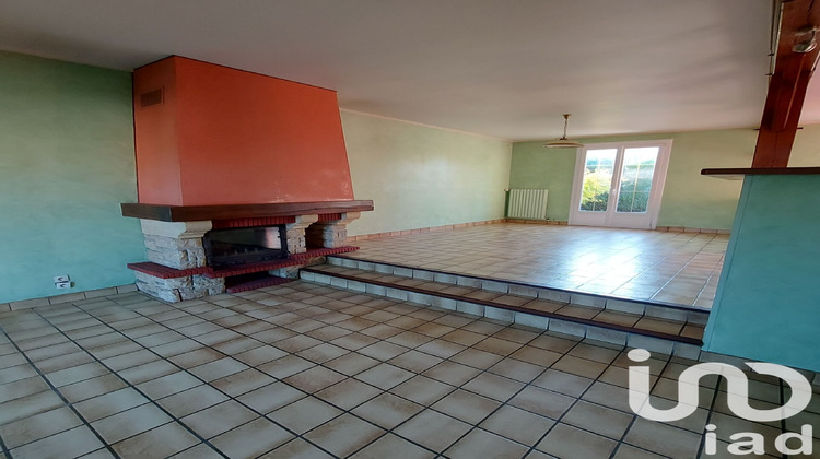 Ma-Cabane - Vente Maison Mortagne-sur-Sèvre, 112 m²