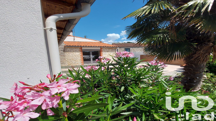 Ma-Cabane - Vente Maison Mortagne-sur-Sèvre, 166 m²