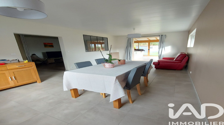 Ma-Cabane - Vente Maison Mortagne-sur-Sèvre, 131 m²