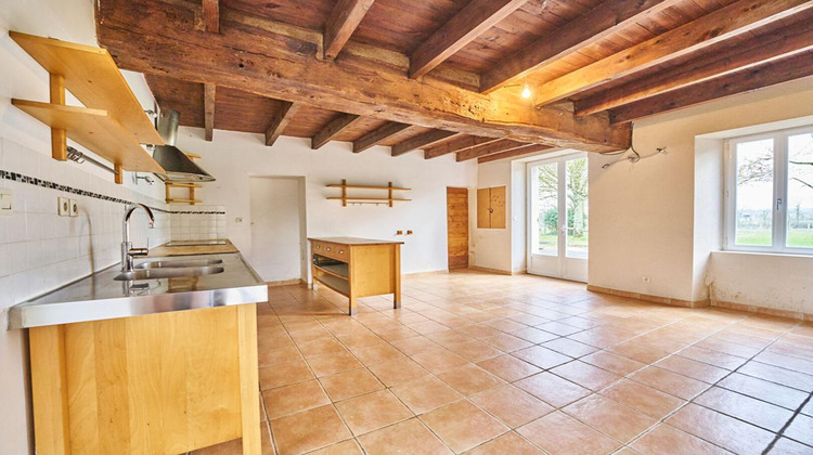 Ma-Cabane - Vente Maison MORTAGNE SUR SEVRE, 163 m²