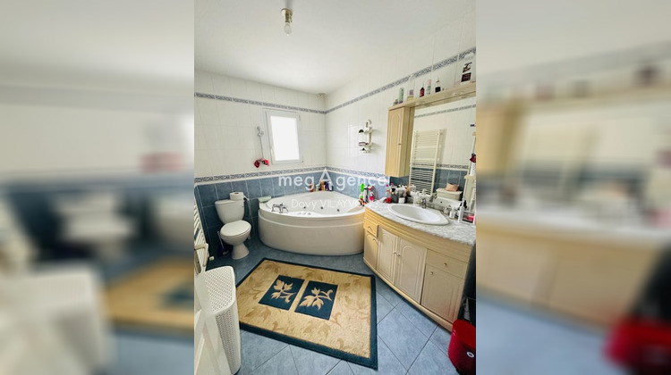 Ma-Cabane - Vente Maison MORTAGNE SUR SEVRE, 198 m²