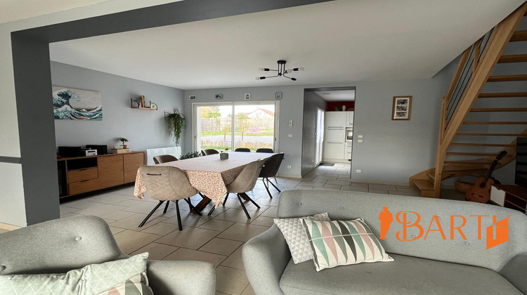 Ma-Cabane - Vente Maison Moulins-sur-Yèvre, 188 m²