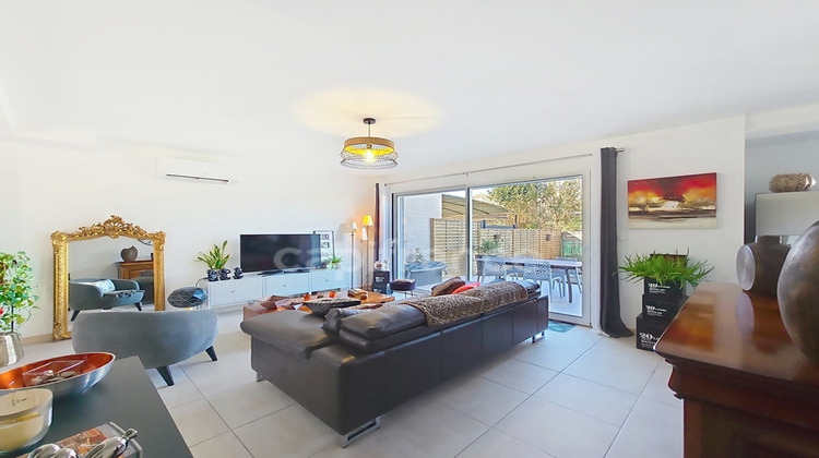 Ma-Cabane - Vente Maison MOUSSAC, 87 m²