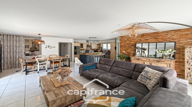 Ma-Cabane - Vente Maison MOUSTEY, 107 m²