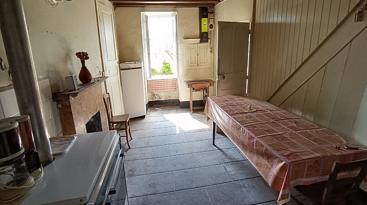 Ma-Cabane - Vente Maison MOUTIER-D'AHUN, 79 m²
