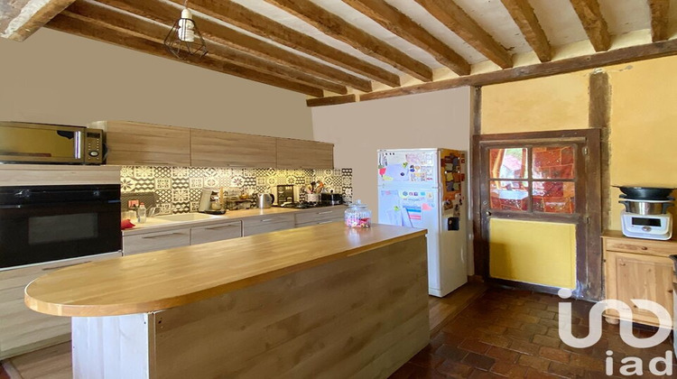 Ma-Cabane - Vente Maison Moutiers-en-Puisaye, 62 m²