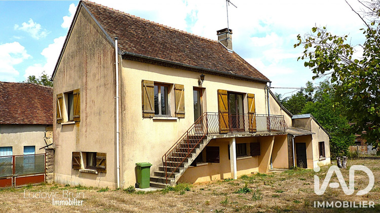 Ma-Cabane - Vente Maison Moutiers-en-Puisaye, 45 m²