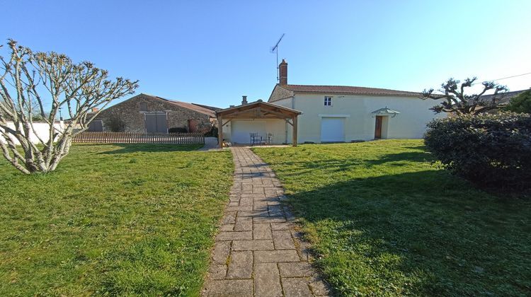 Ma-Cabane - Vente Maison Moutiers-sur-le-Lay, 174 m²