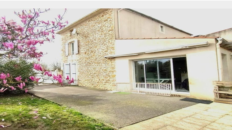 Ma-Cabane - Vente Maison MOUTIERS SUR LE LAY, 170 m²