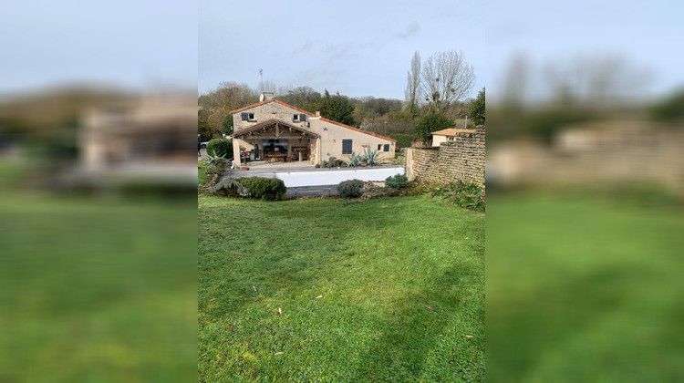 Ma-Cabane - Vente Maison MOUZEUIL SAINT MARTIN, 180 m²